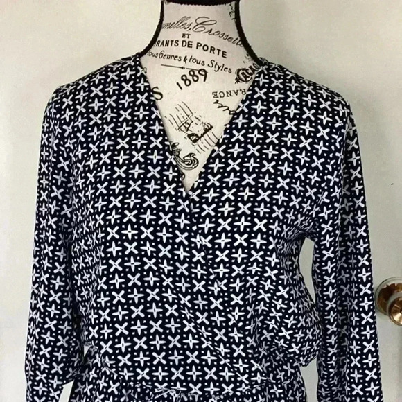 Trendsetter Wrap V-Neck Romper in Size  XS - Picture 2 of 6